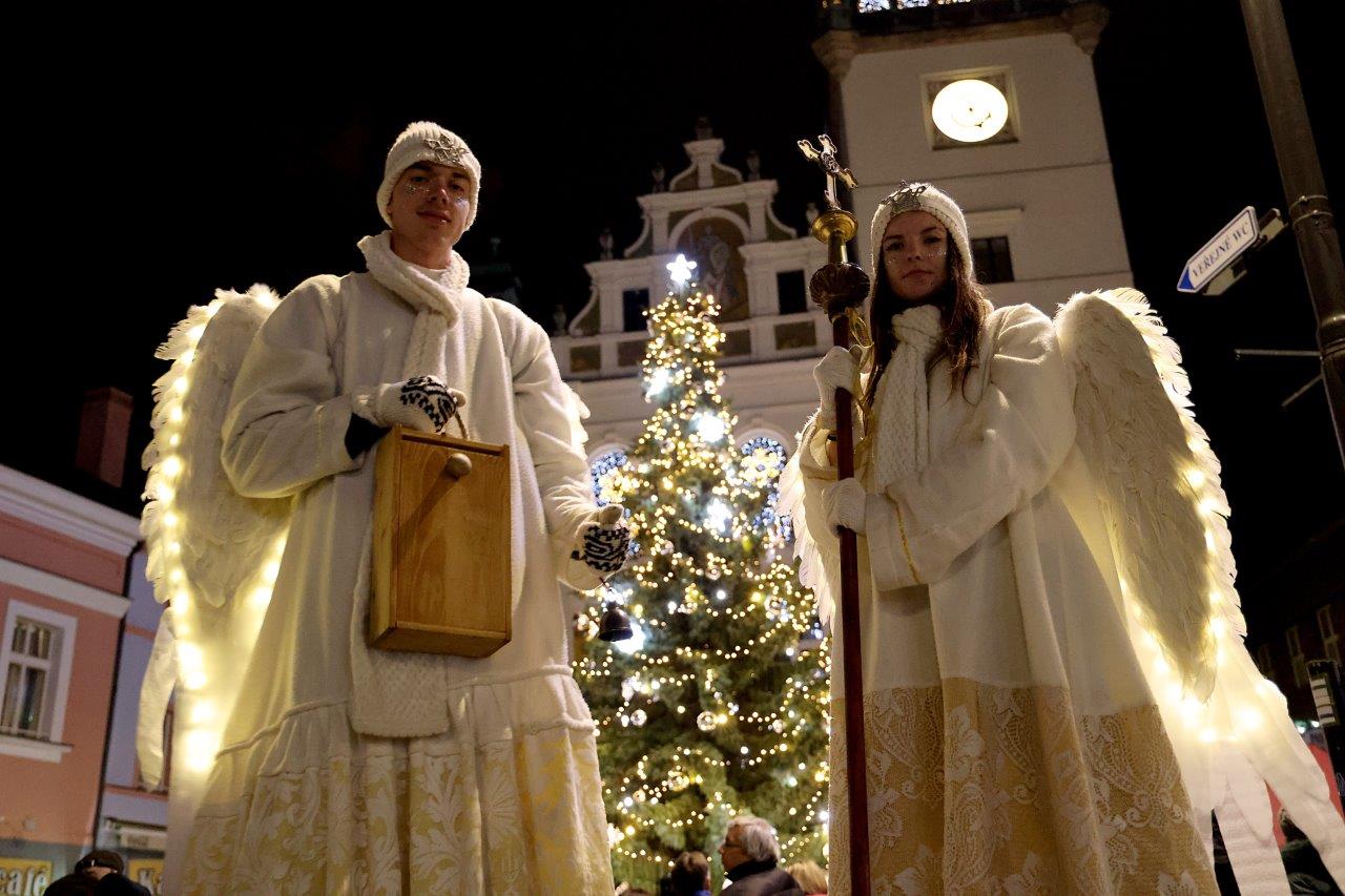 Druhá adventní neděle v Náchodě – svíce naděje je zapálena