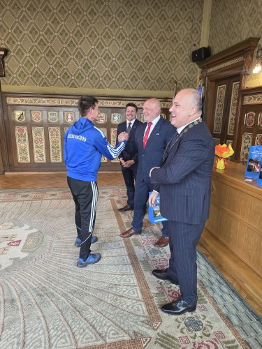 Slavnostní přijetí mladších dorostenců házené HC TJ Náchod na radnici